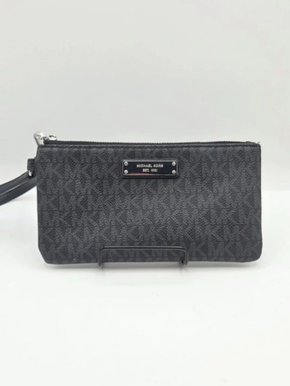 Michael Kors Jet Set Travel Large Continental Wristlet Wallet